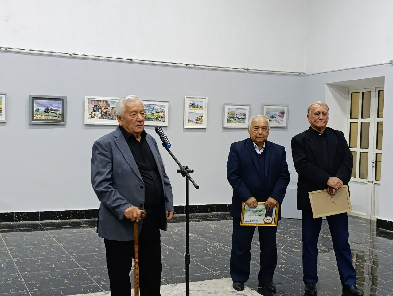 “Shogirdlarga bahshida umr”