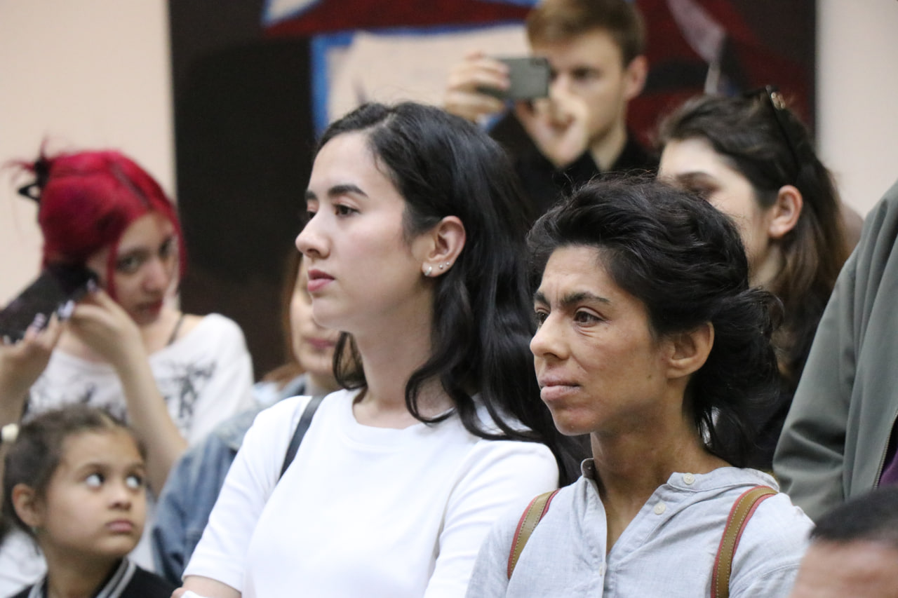 Marina Borodina tomonidan “Informatsion ornament” badiiy loyihasi asosida mahorat darsi tashkil etildi.