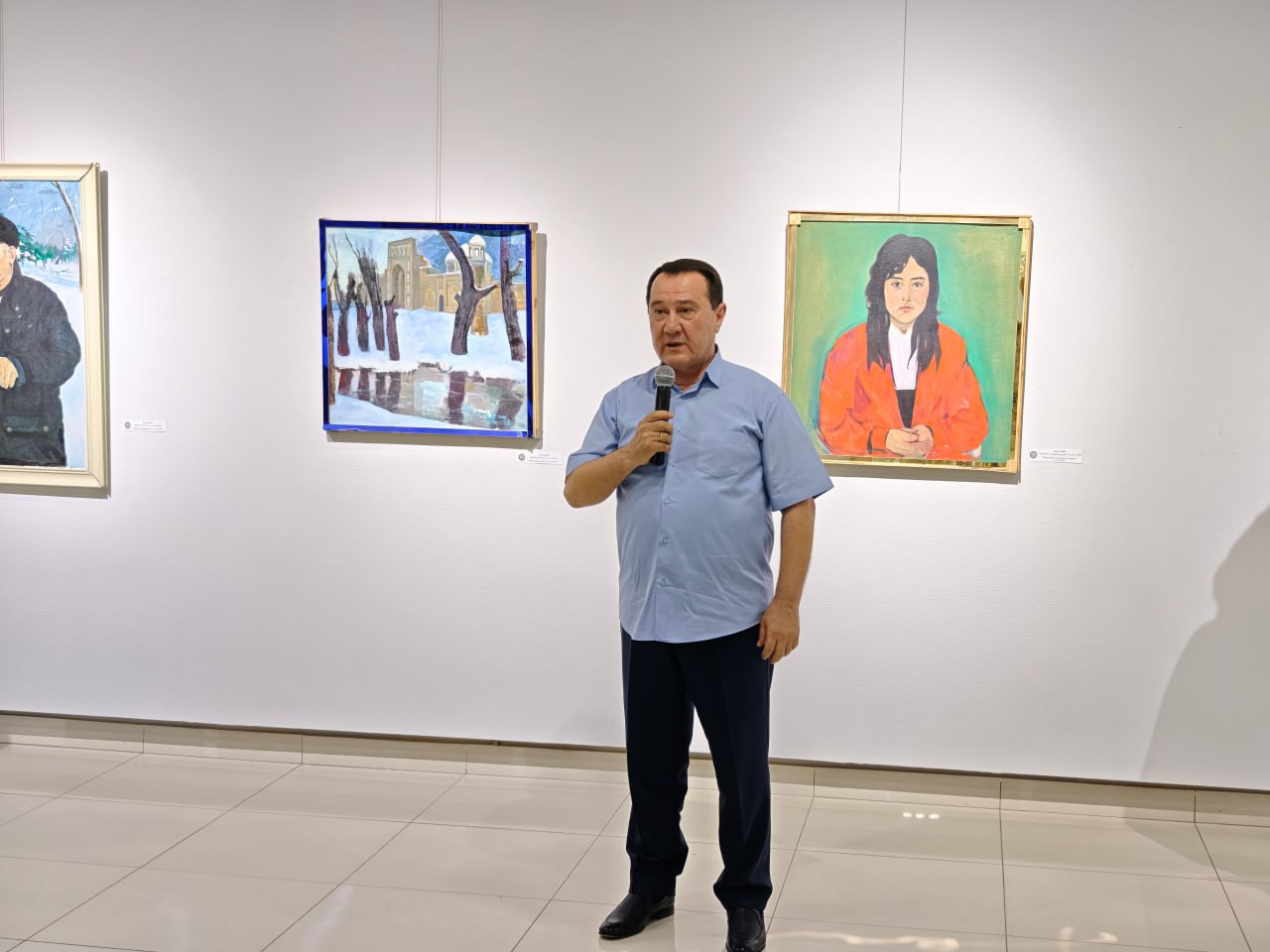 Rassom Xasan Saidovning "Andajonim qoldi mening..." nomli shaxsiy ko'rgazmasi ochildi