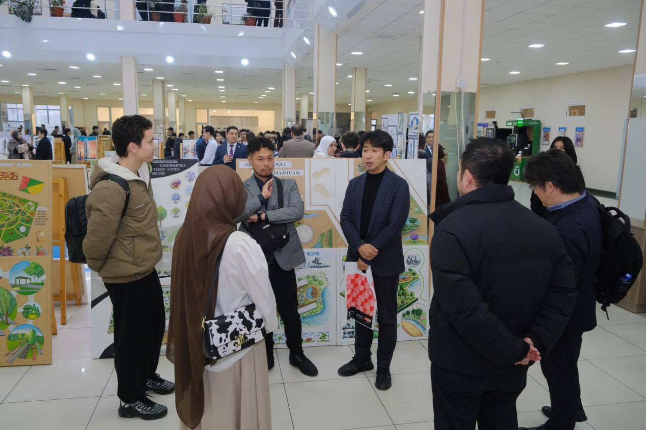 Toshkent Kimyo xalqaro universiteti hamda Respublika ixtisoslashtirilgan dizayn maktabi (RIDM) hamkorligida “Kelajak bunyodkorlari” nomli ko‘rgazma tashkil etildi.