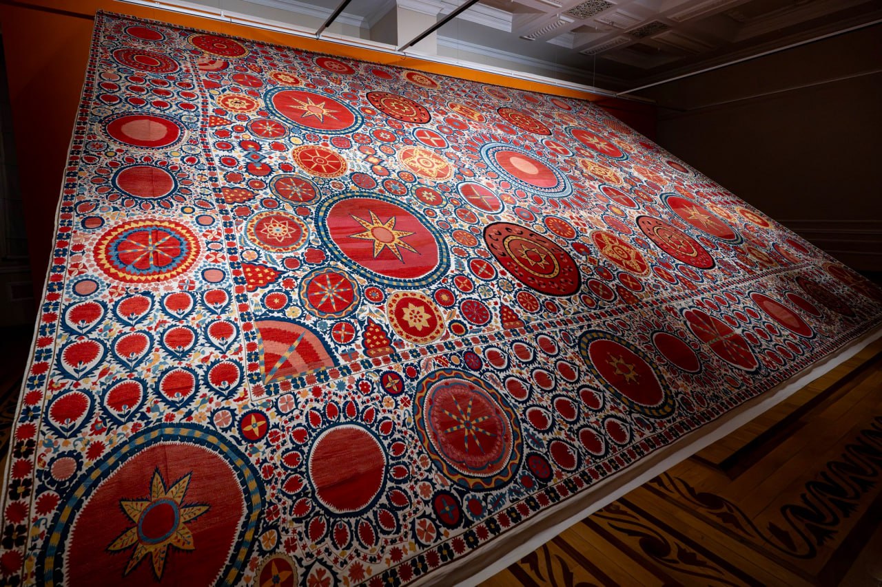 “Suzani tug‘ilishi. Bir kashtado‘z ayol tarixi”