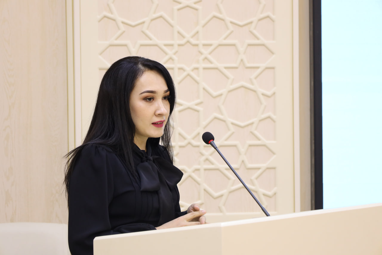 Rassomlik mahorat ustaxonasida stajyor-tadqiqotchilikda o‘qishga talabgorlar suhbatdan o‘tkazildi.