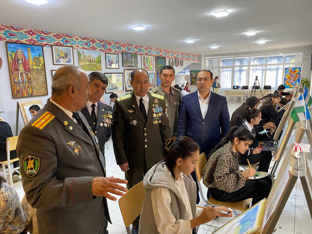 “Bayrog‘im, faxrim, g‘ururim” mavzusida tadbir va rasmlar tanlovi o‘tkazildi