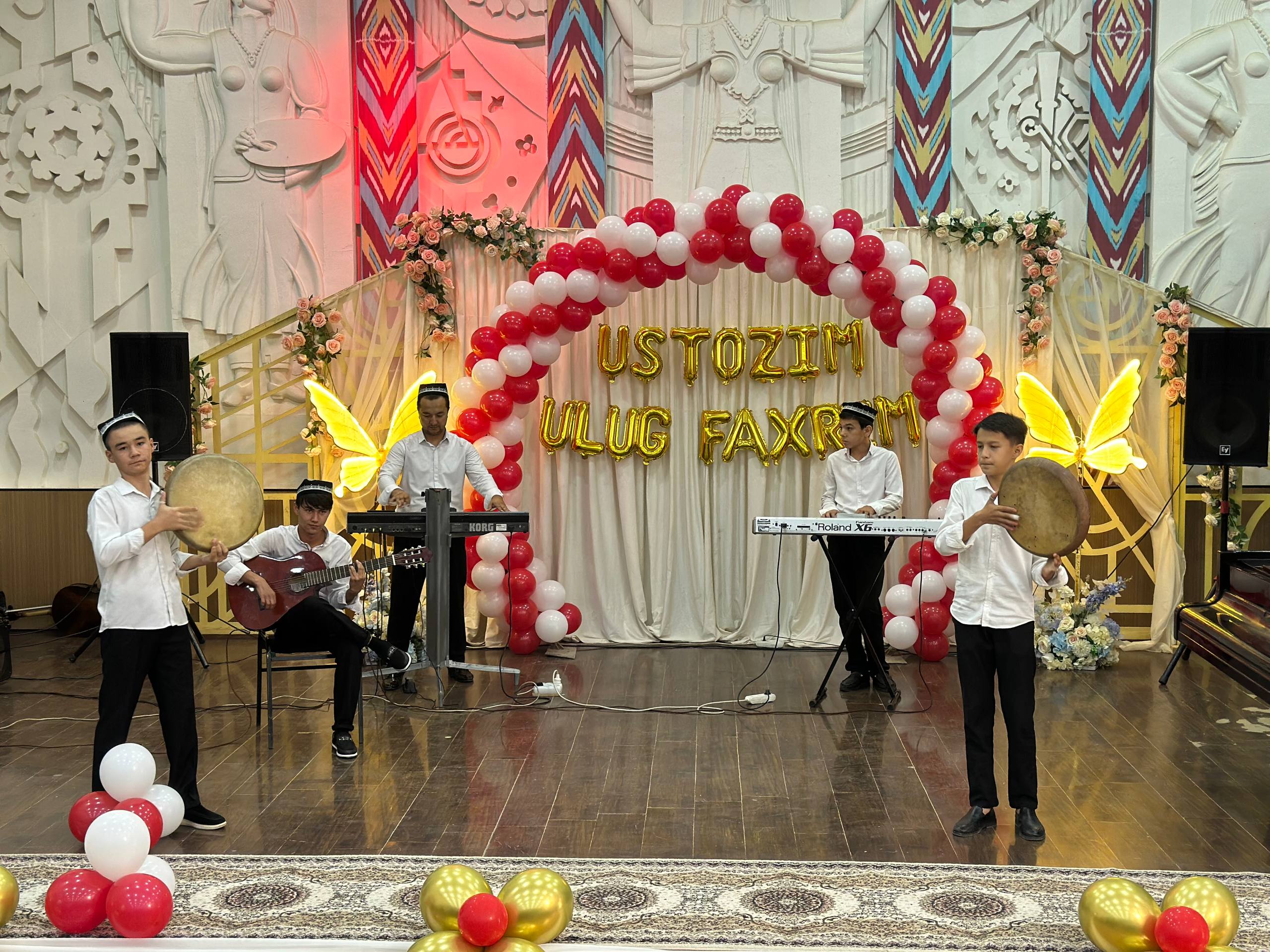 “Ustozim – ulug‘ faxrim” shiori ostida bayram tadbiri bo‘lib o‘tdi