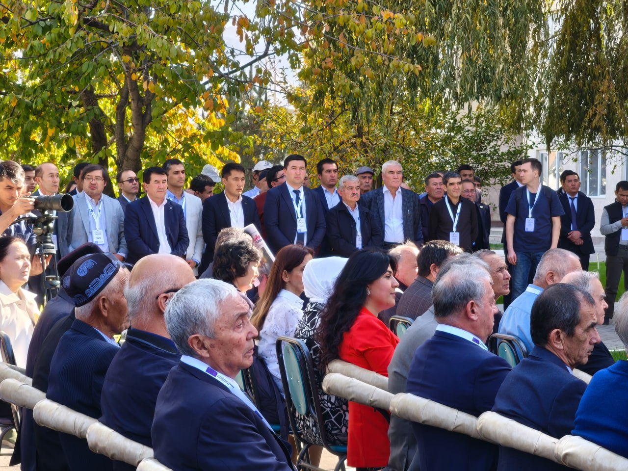 Akademik Sodiq Azimovga haykal qo'yildi