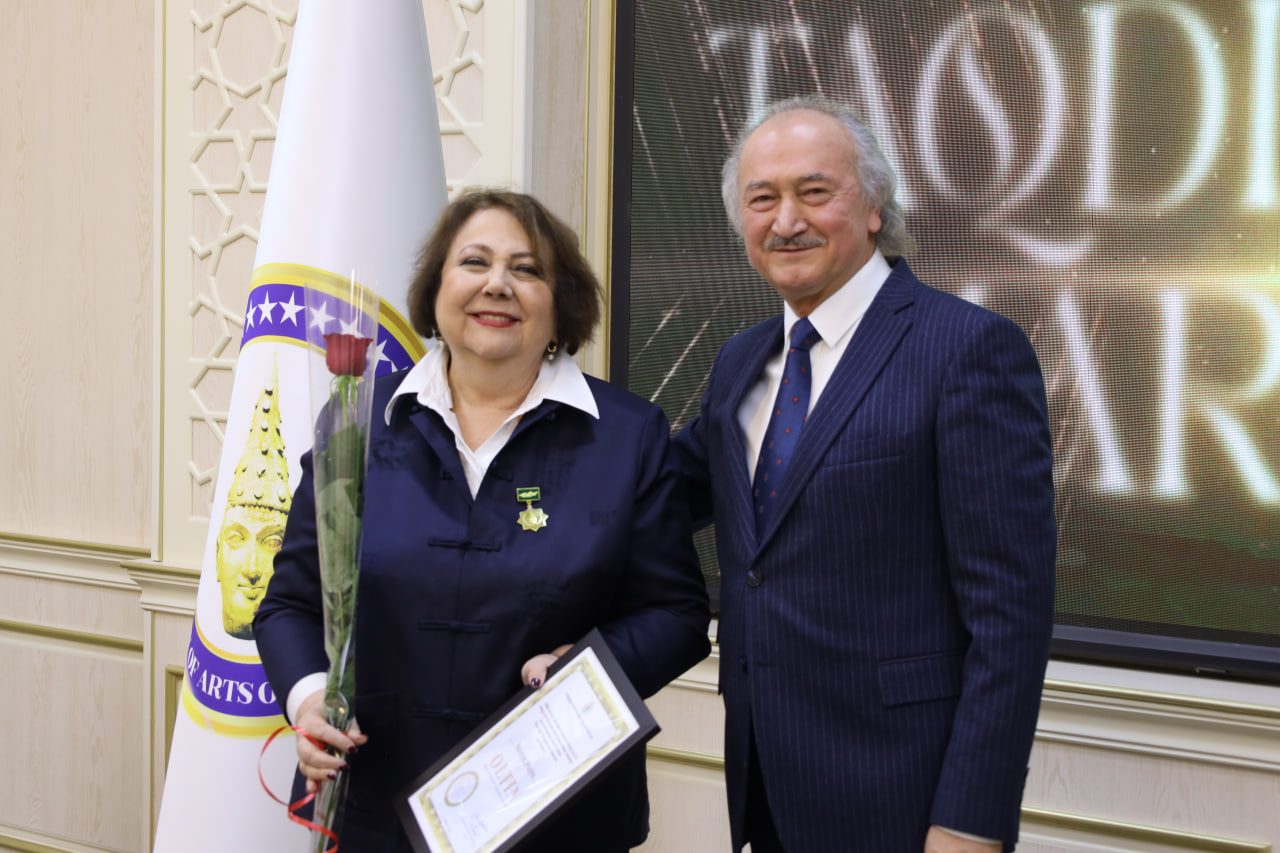 O‘zbekiston Badiiy akademiyasining 29 yilligi munosabati bilan taqdirlash marosimi bo'lib o'tdi