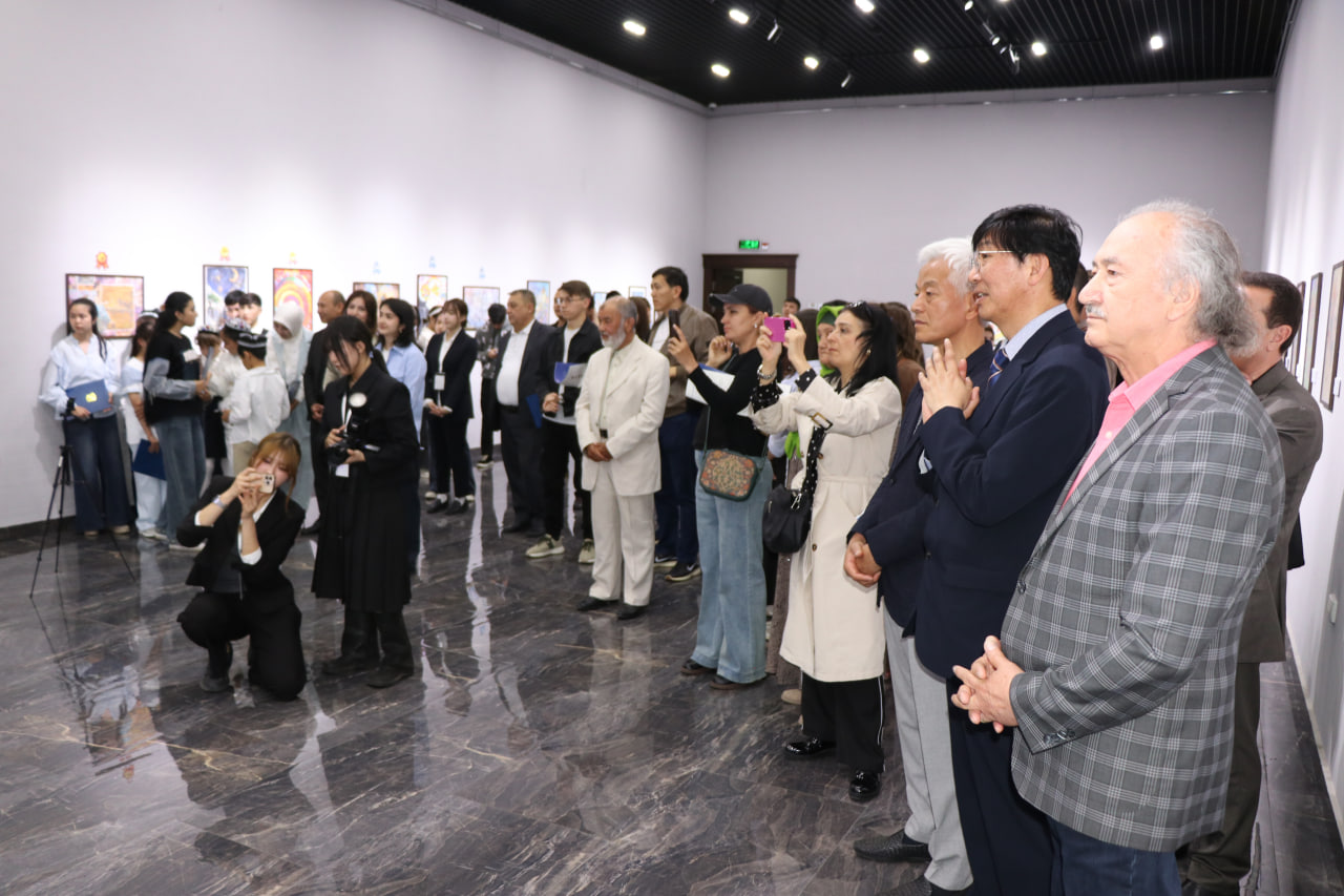 “San’at va madaniyat” xalqaro ijodiy tanlovi g‘oliblari tantanali ravishda taqdirlandi