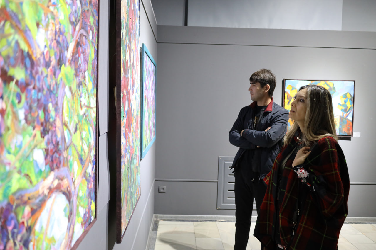 Sattorov Muhammadjonning — “Nur. Shakl. Hayot” nomli shaxsiy ko‘rgazmasi ochildi