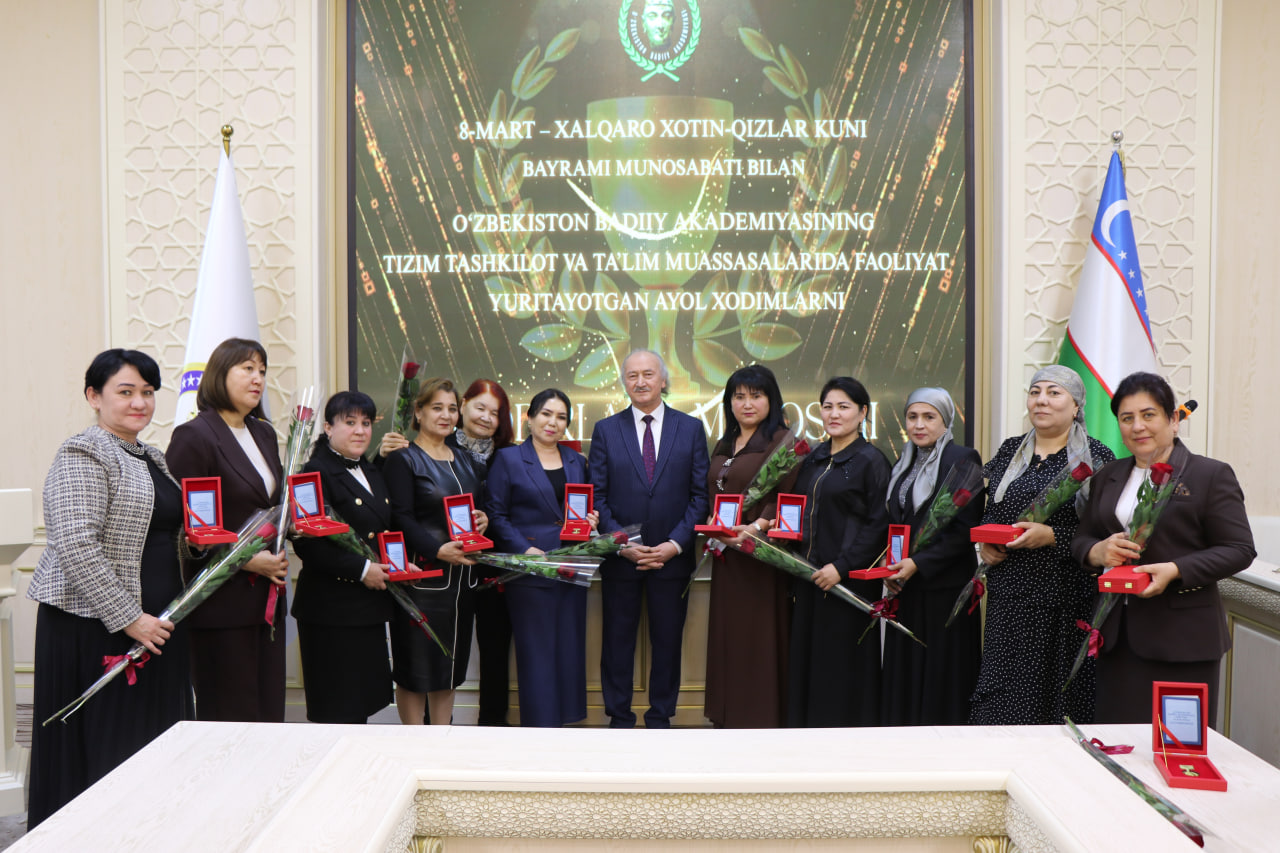 O‘zbekiston Badiiy akademiyasi xotin-qizlarini taqdirladi