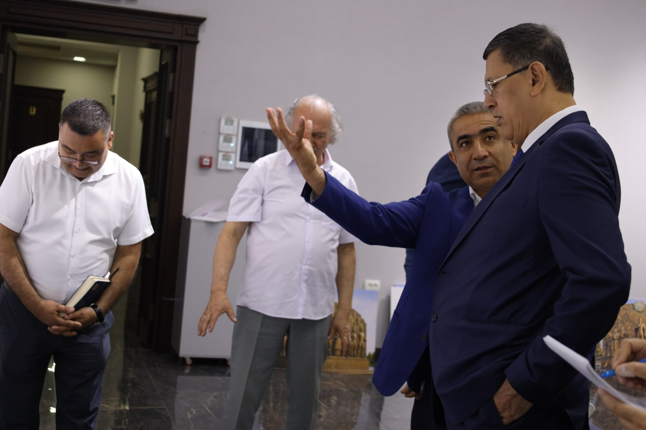 “Vatan fidoyilari” ramziy monumenti konsepsiyasini takomillashtirish masalalari muhokama qilindi