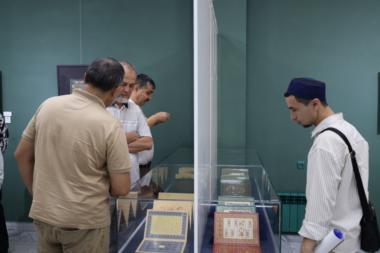 Toshkentda eronlik miniatyurachi Hasan Mohammadiy ko‘rgazmasi ochildi