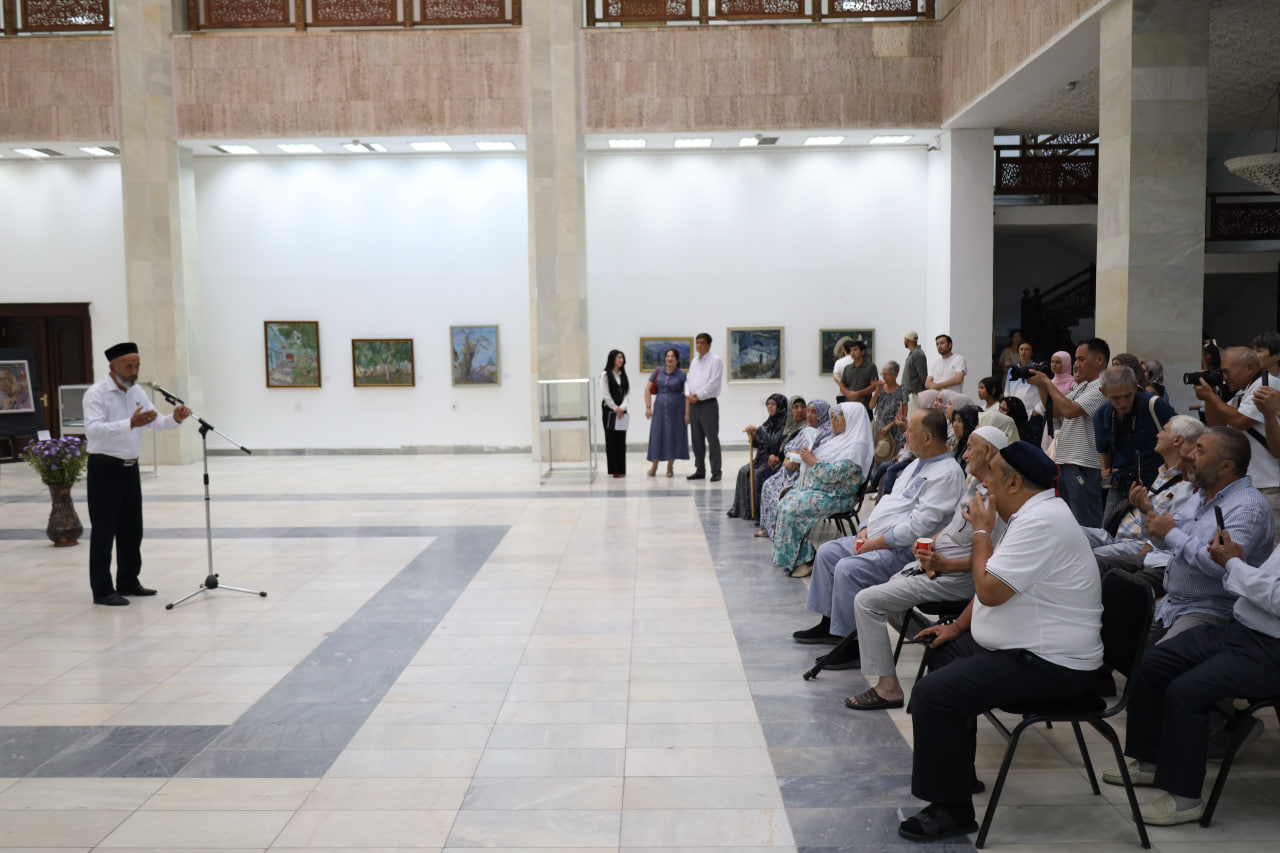 Abdumannon Yunusovning “Bizning meros” turkumidan shaxsiy ko‘rgazma namoyish etildi