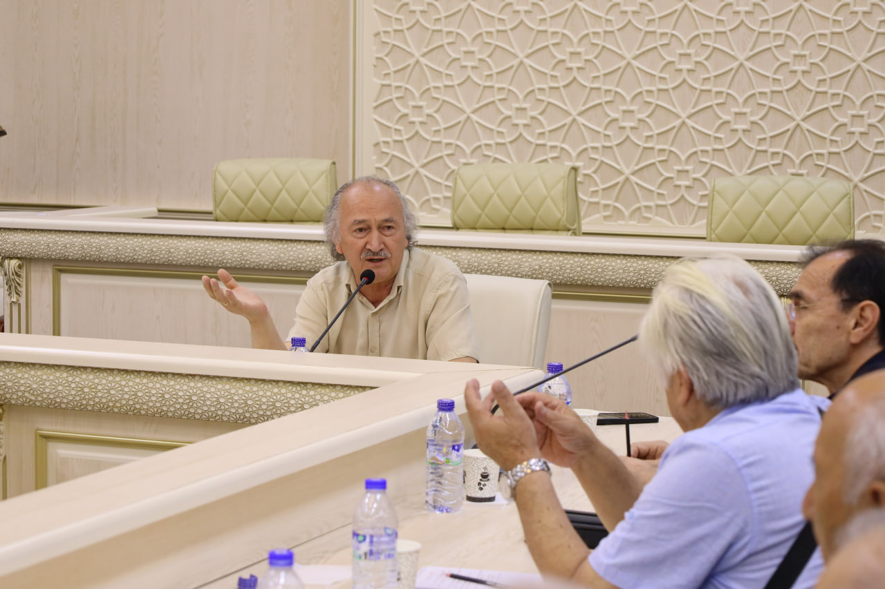 Badiiy akademiyada Prezidentning PF-103-son Farmoni mazmun-mohiyatiga bag‘ishlangan targ‘ibot tadbiri o‘tkazildi