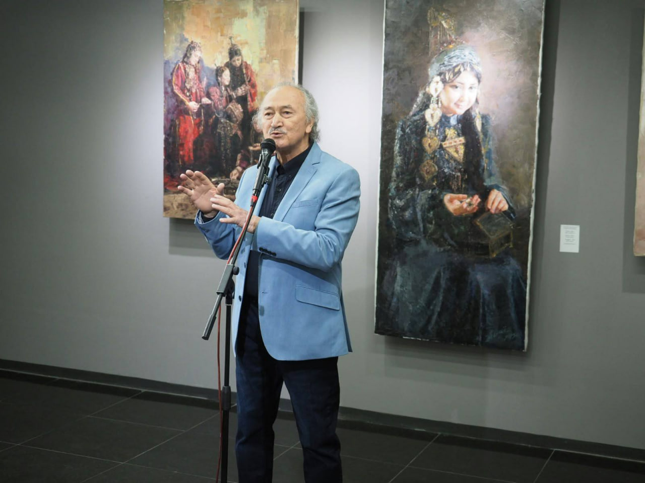 Turkmaniston rassomlari asarlari XI Toshkent xalqaro zamonaviy san’at biennalesi doirasida namoyish etilmoqda