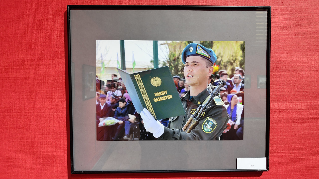 Toshkent fotosuratlar uyida “Bir boʻlsak – yagona xalqmiz, birlashsak – Vatanmiz!” shiori ostida “Mustaqil Vatan: shonli tarix-Yangi Oʻzbekiston” nomli fotokoʻrgazma ochildi.