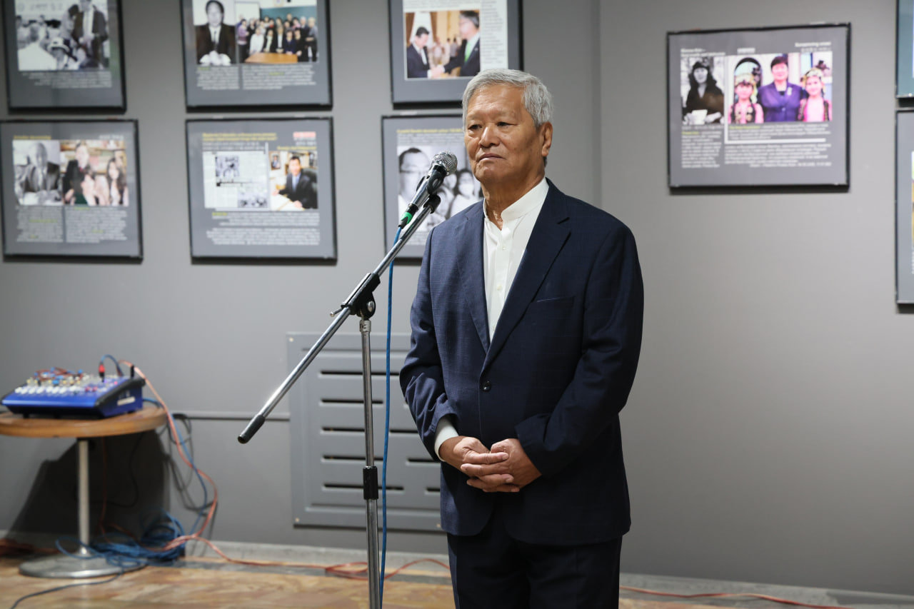 Konstitutsiyasi kuniga bag‘ishlangan “Hammani eslab” nomli fotoko‘rgazma ochildi