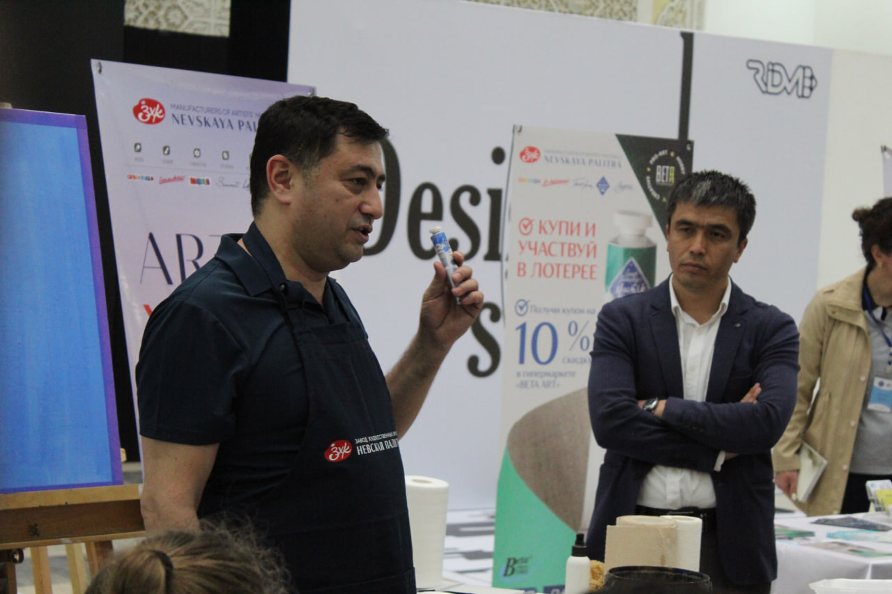 Rassomlik mahorat ustaxonasi stajyor-tadqiqotchisidan tempera bo‘yicha mahorat darsi o'tkazildi