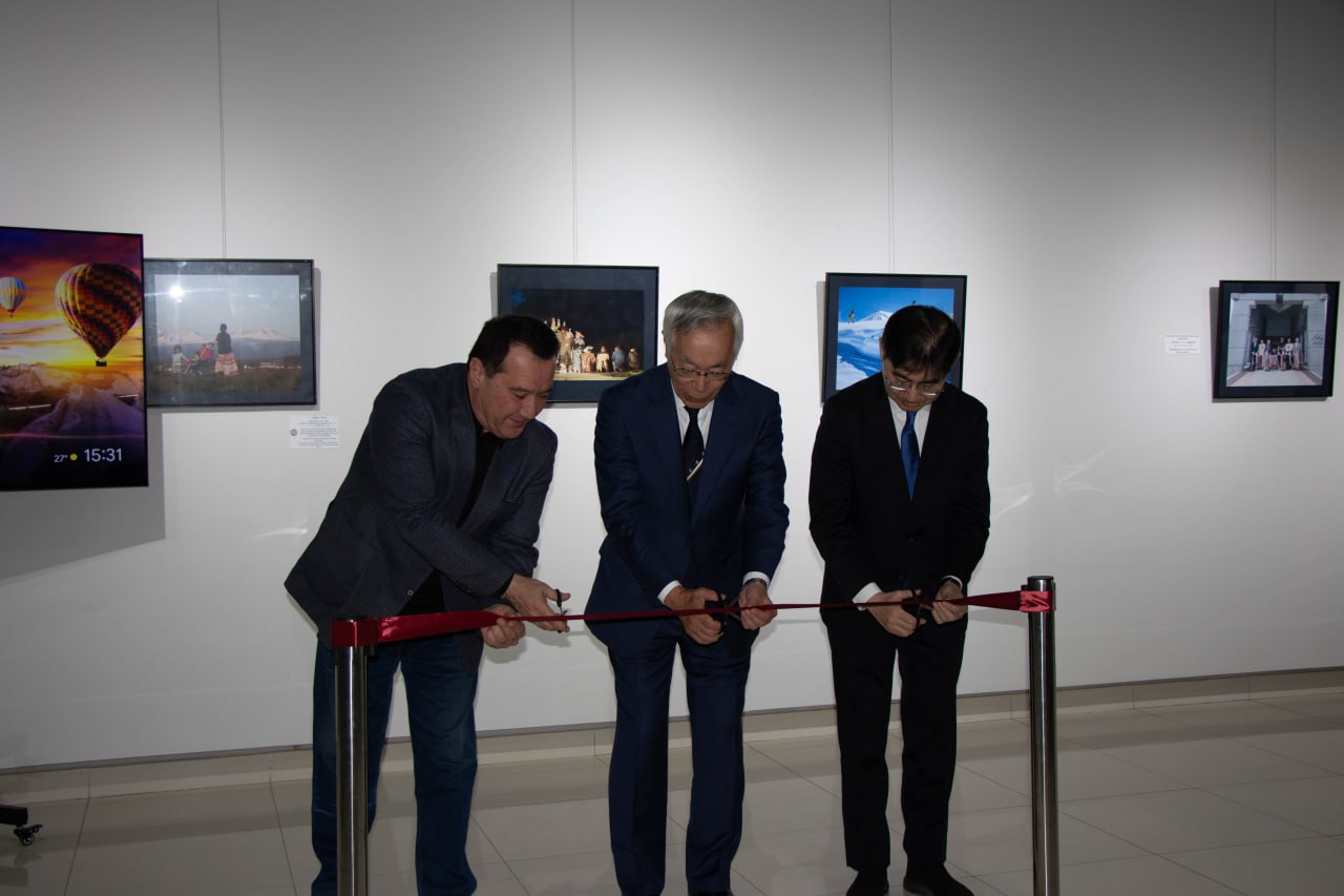 XIGASHIKAVANING FOTOSURATLAR SHAHRI SIFATIDA 40 YILLIGI