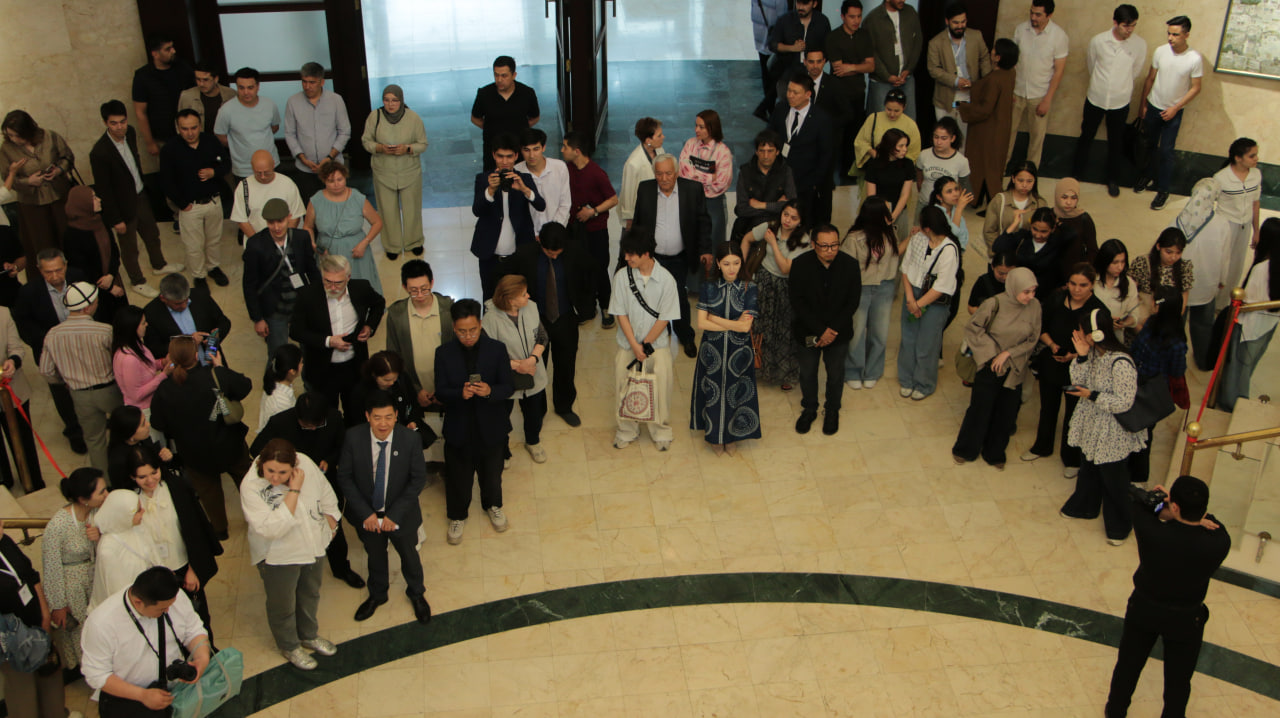 Xalqaro TURKSOY yosh rassomlarining “Turkiy dunyo: yagona ruh, turfa ranglar” nomli ko‘rgazmasi ochildi