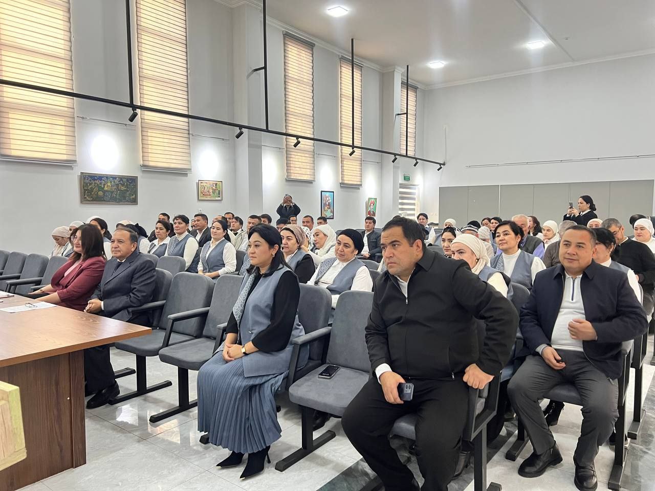 Ishchi guruh Qo'qon ixtisoslashtirilgan san'at maktabida bo'ldi