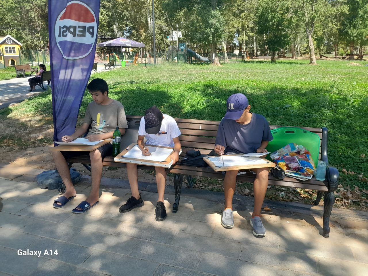 "Dolzarb 90 kun": Chirchiqda ustoz va shogird anʼanasi asosida plener tashkil qilindi.