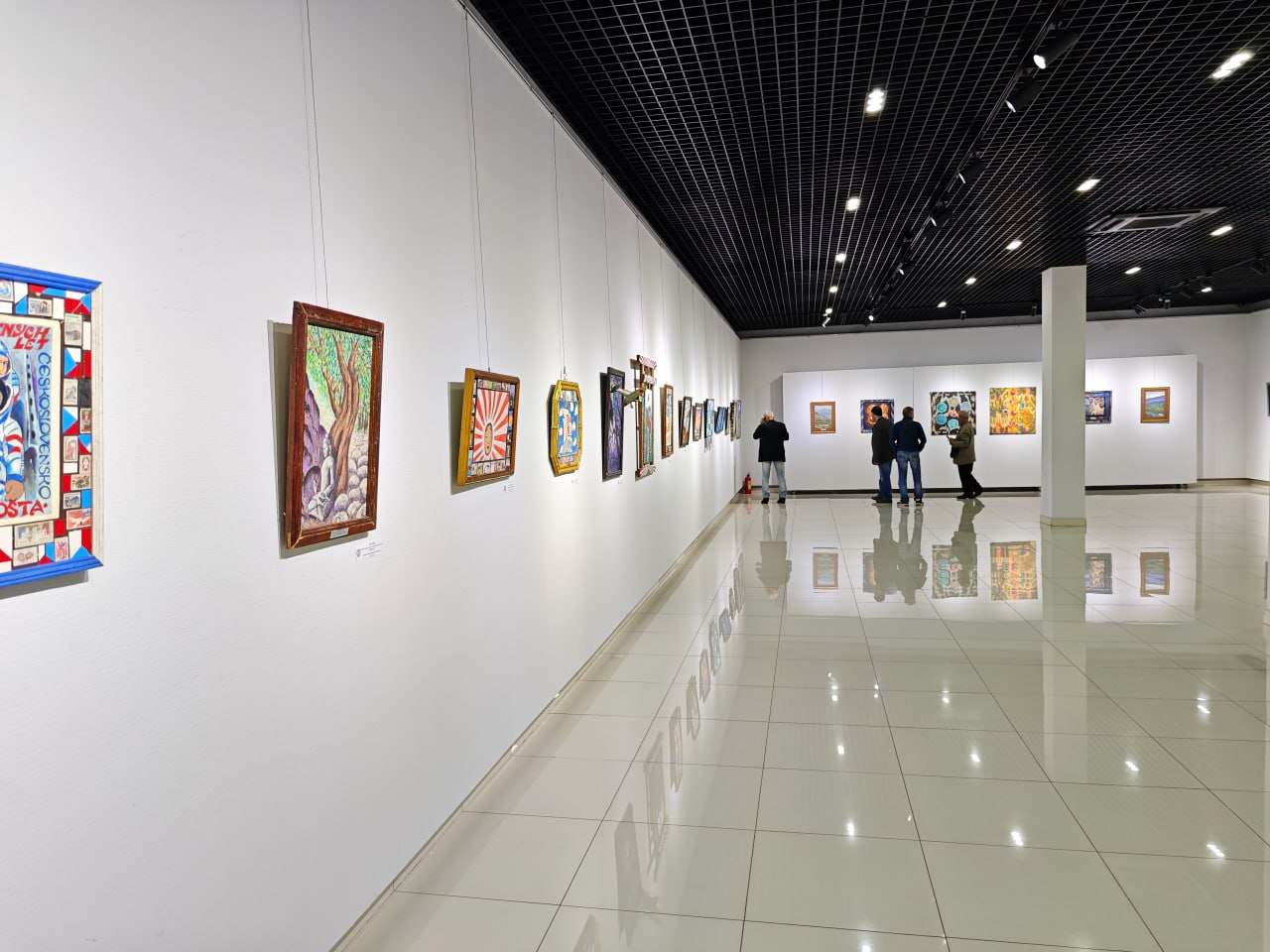 Rassom Ildar Fatxulinning “Buloqsuv daraxtlari raqsi” nomli shaxsiy ko'rgazmasi