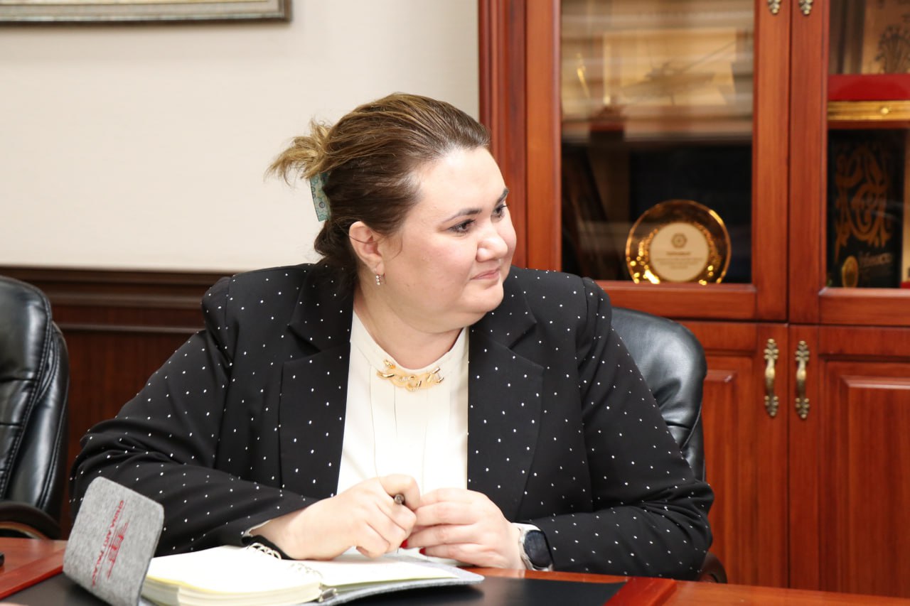 Визит председателя ТЮРКСОЙ Султана Раева в Академию художеств