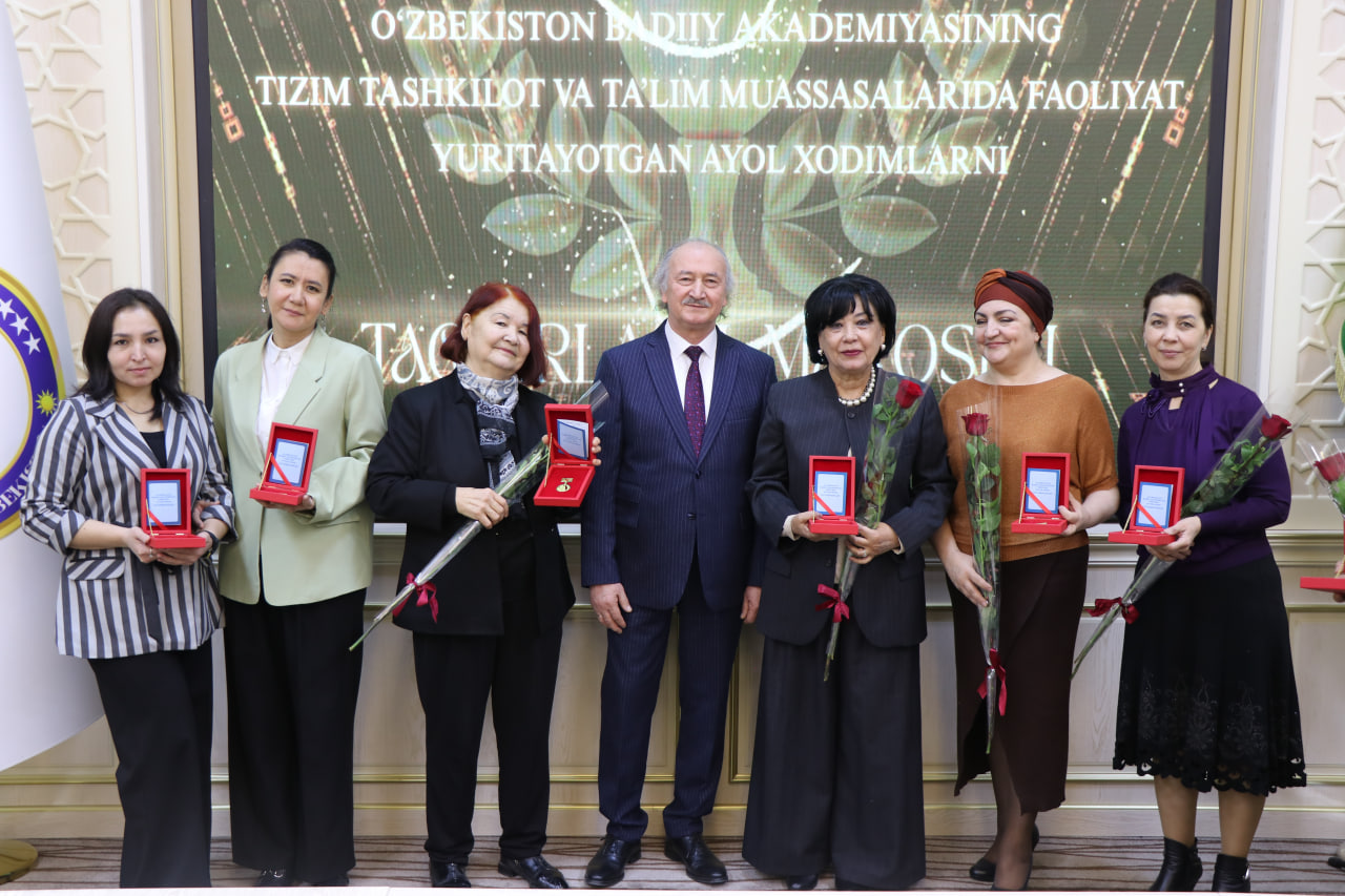 O‘zbekiston Badiiy akademiyasi xotin-qizlarini taqdirladi
