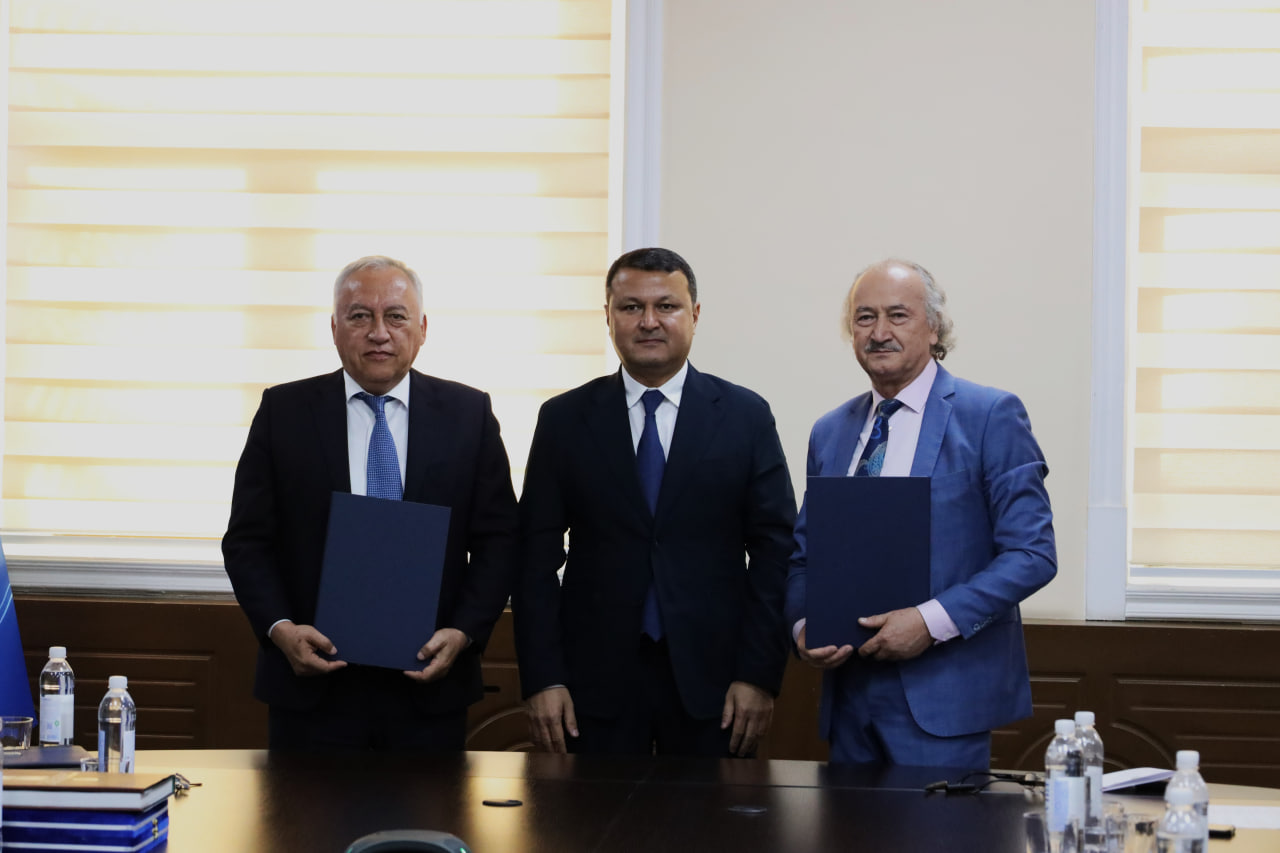 “Shaharlar tarixi va badiiy meros” mavzusida davra suhbati bo‘lib o‘tdi