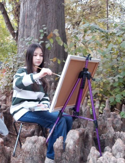 Botanika bog‘ida “Kuz tarovati” mavzusida — “Ustoz va shogird” an’anasi asosida plener