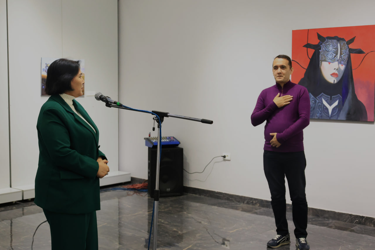 Akademiya galereyasida Izzatjon Yuldashevning “Kelajak 2025” nomli shaxsiy ko‘rgazmasi ochildi