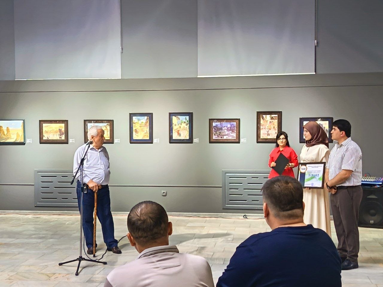 Abrorbek Izzatullayev va uning shogirdi Bashoratxon Jamoliddinovaning “Ilk qadam” nomli shaxsiy ko‘rgazmasi ochildi.