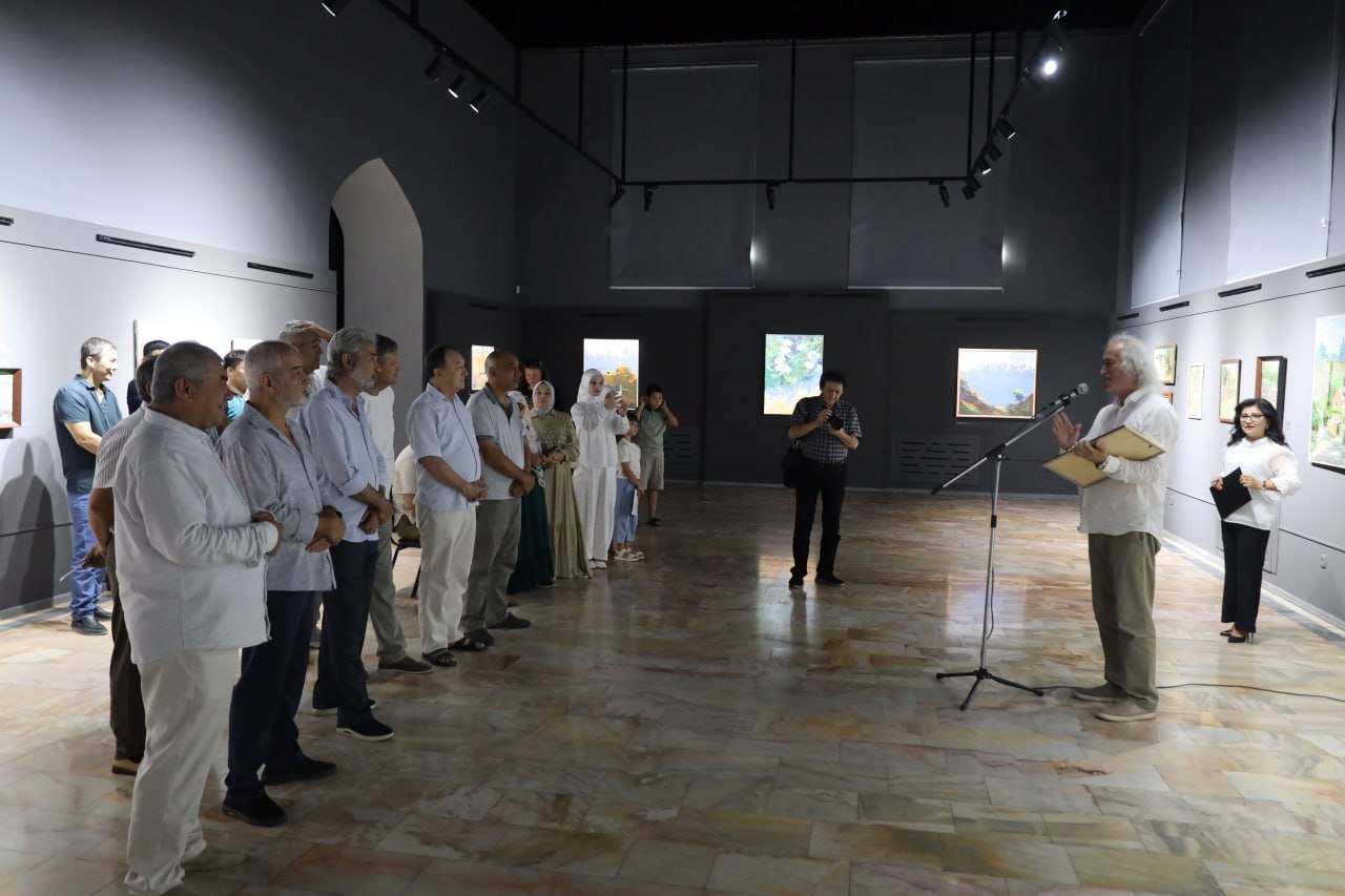 Abduqahhor Majidovning “Ona yurt ufqlarining nuri” nomli shaxsiy ko‘rgazmasi ochildi