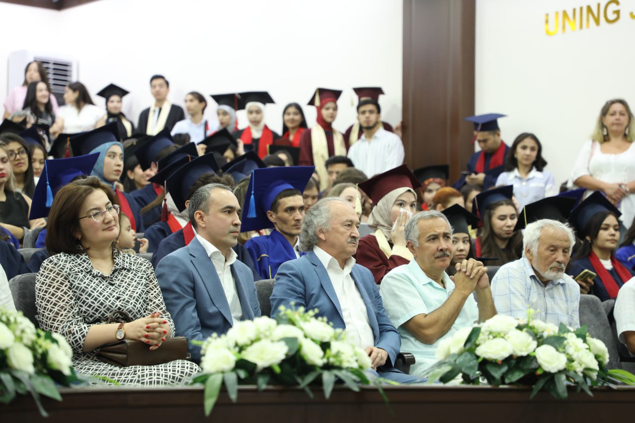 “Iste’dodlar maskani – 2025”: Bitiruvchilarga diplom topshirish marosimi bo‘lib o‘tdi