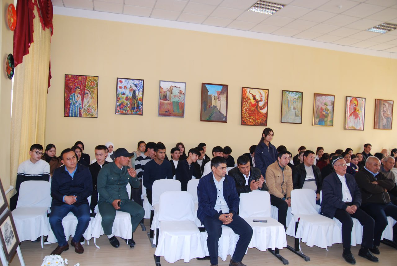 Baxtiyor Nazarovning "Kino olamidagi izlanishlar" mavzusida shaxsiy ko‘rgazmasi ochildi.