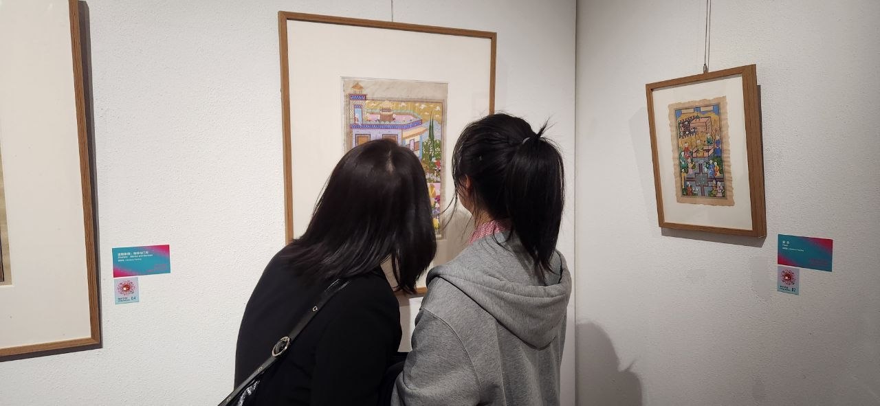 Xitoyda O‘zbekiston zamonaviy miniatyurachi rassomlari asarlari ko‘rgazmasi ochildi.