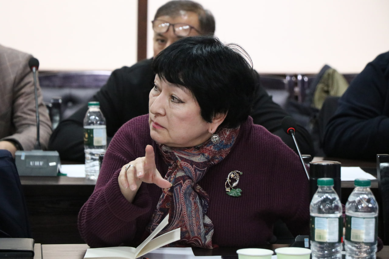 Состоялось заседание совета Академии художеств Узбекистана.