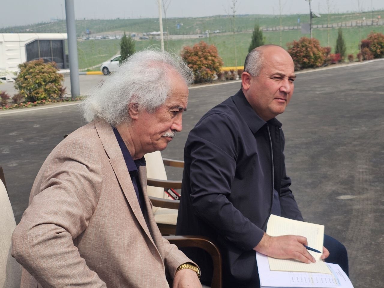 O‘zbekiston Badiiy akademiyasi raisi Akmal Nur xizmat safari bilan Andijon viloyatida bo'ldi