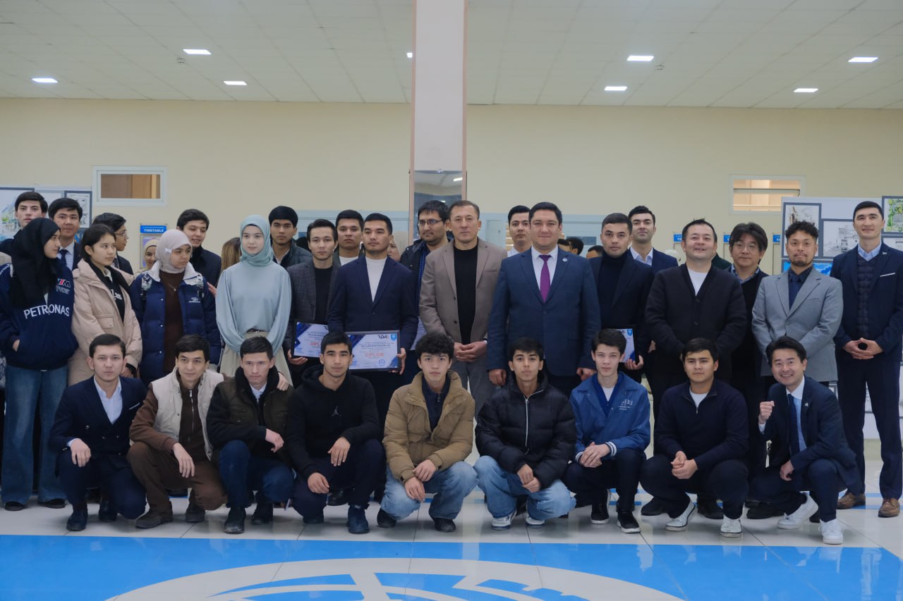 Toshkent Kimyo xalqaro universiteti hamda Respublika ixtisoslashtirilgan dizayn maktabi (RIDM) hamkorligida “Kelajak bunyodkorlari” nomli ko‘rgazma tashkil etildi.
