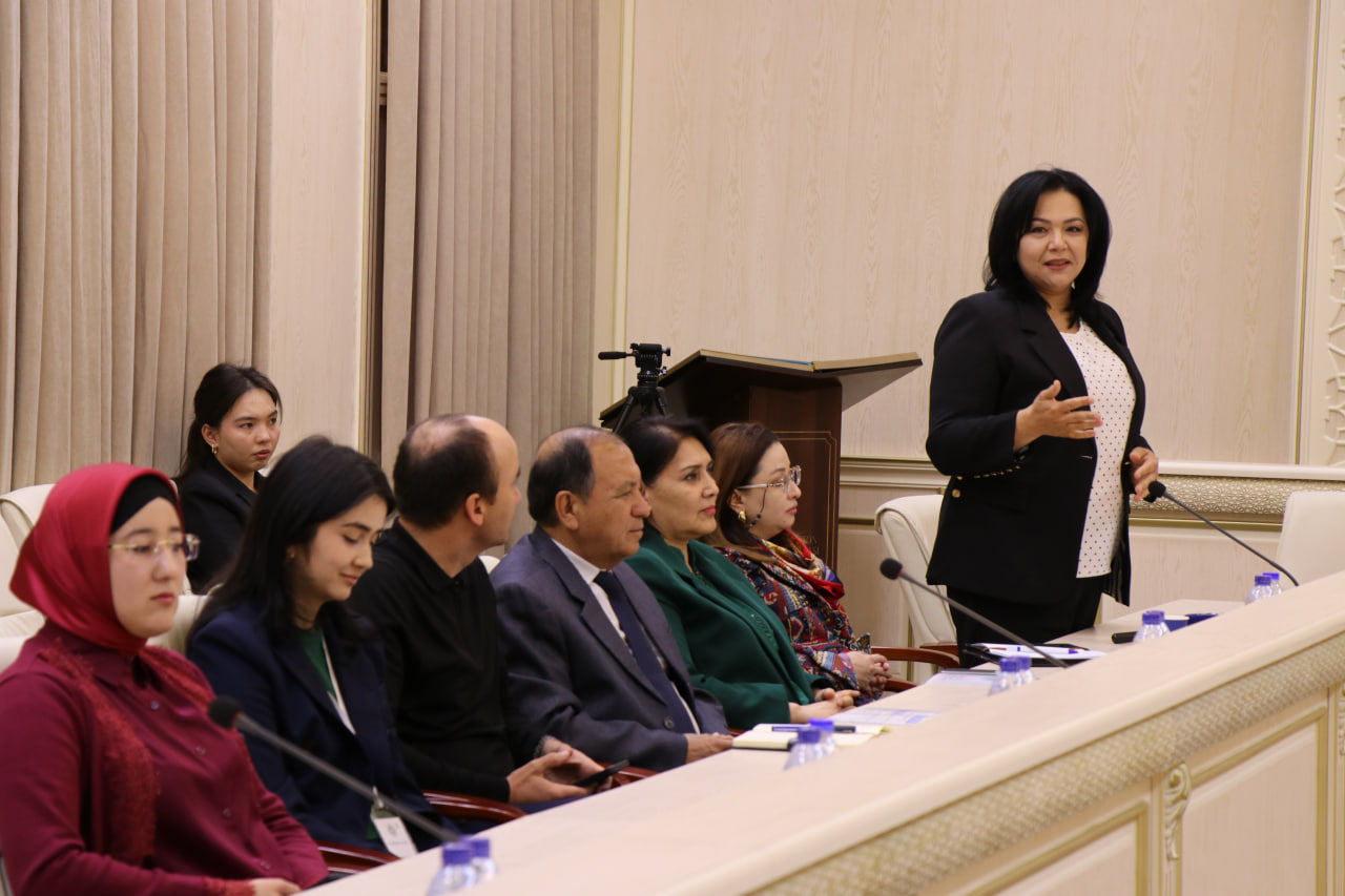 Xalqaro an’anaviy tasviriy va amaliy san’at festivali oldidan  matbuot anjumani bo‘lib o‘tdi.