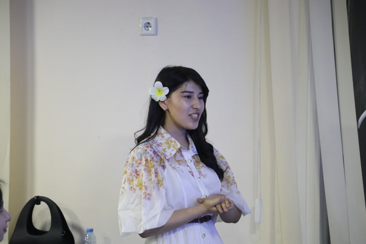 "Payshanba - yoshlar kuni" doirasida "Rahbar va yoshlar" uchrashuvi o'tkazildi!