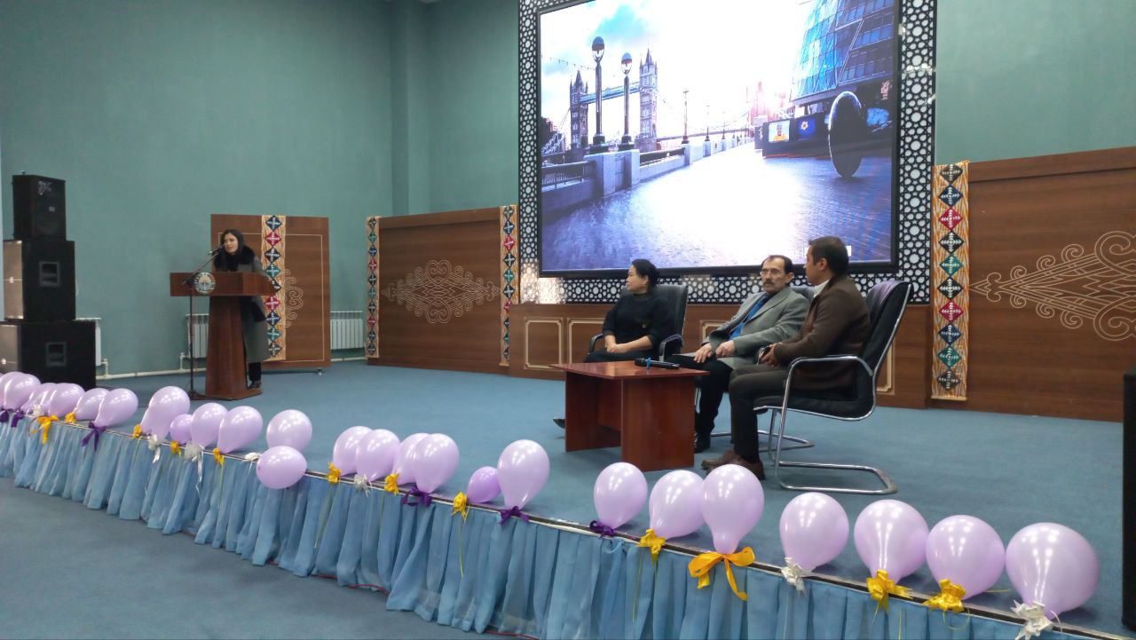 Samarqandda bitiruvchilar bandligiga bag‘ishlangan ijodiy uchrashuv