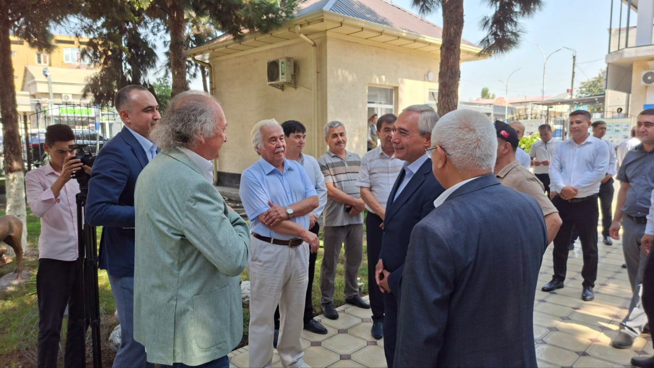 Qo‘qon ixtisoslashtirilgan san‘at maktabida yangi ko‘rgazmalar galereyasi faoliyat boshladi.