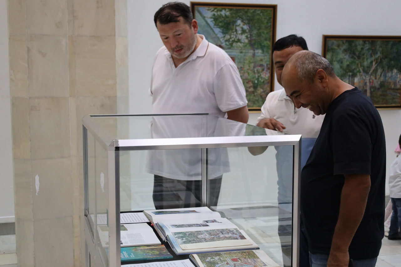 Abdumannon Yunusovning “Bizning meros” turkumidan shaxsiy ko‘rgazma namoyish etildi