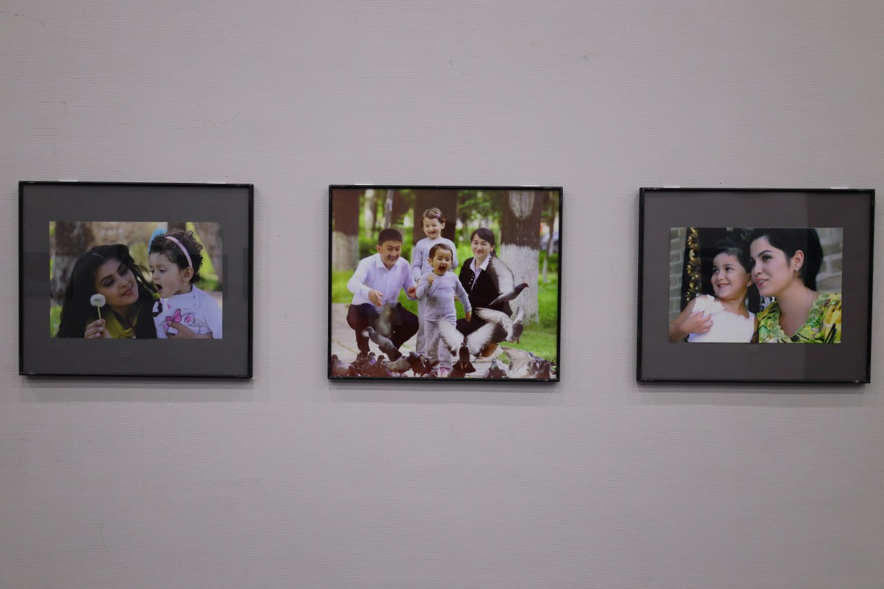 Xotin-qizlarga nisbatan zo‘ravonlikka barham berish xalqaro kuni munosabati bilan “Zo‘ravonlikka yo‘l yo‘q!” nomli fotoko‘rgazmasi ochildi